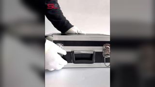 ตัวอย่างใหม่สำหรับซีรีส์ตาข่ายโลหะแข็ง