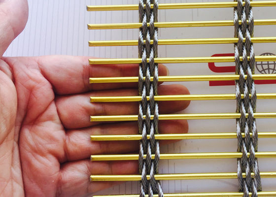 ฉากกั้นตกแต่ง 7mm สแตนเลสตาข่ายสถาปัตยกรรมสีทอง Metal