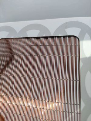 1-2m ความกว้าง กระจกผสมสาย Mesh สีแดง ตกแต่งสวิทช์