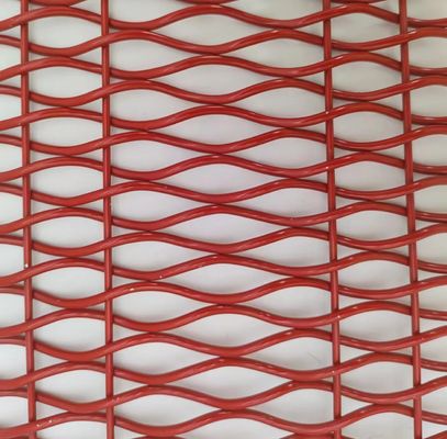 ISO9001 สถาปัตยกรรม เนื้อโลหะ Mesh สีแดงตกแต่งสําหรับห้องแบ่ง