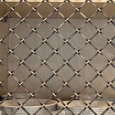 สะอาดต่อสิ่งแวดล้อม ตกแต่ง สาย Mesh Grilles ความหนา 0.5-2mm ในเงิน