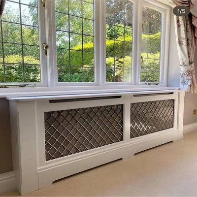 โลหะสถาปัตยกรรม Woven Wire Mesh สแตนเลส Woven Wire Mesh Grille สําหรับตกแต่งตู้
