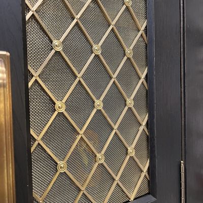 พื้นที่เปิด 49% สแตนเลส สายใยเย็บ Mesh Grille สําหรับตกแต่งตู้