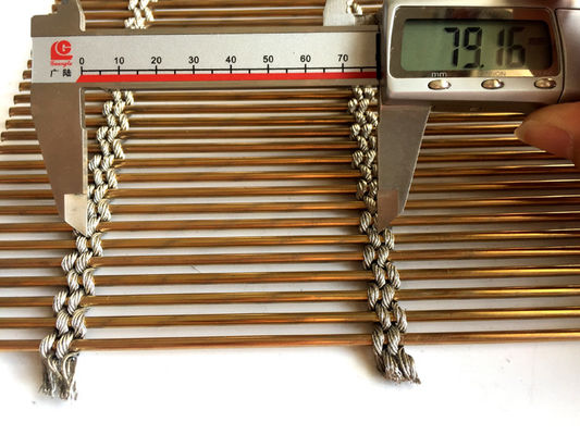 สแตนเลสเมทัลเมช 7 มม แกลนไซด์ PVD ป้องกันการปีนรุก การรักษาความปลอดภัย Fencing Mesh สําหรับการคลุมความคุ้มครองเขตโทษ