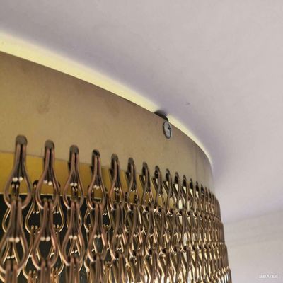 ม่านลูกโซ่อะลูมิเนียมพร้อมขนาดที่กำหนดเองและรางที่ทนทานและอุปกรณ์อื่นๆ