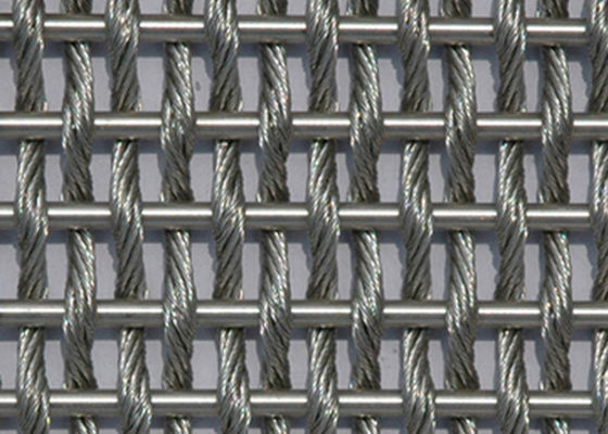 SS304 ผ้าตาข่ายโลหะที่ยืดหยุ่นได้ Crimped Metal Screen Facade ความกว้าง 16 ฟุต