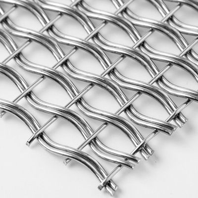 1.5m ภายในเฟอร์นิเจอร์สถาปัตยกรรมทอลวดตาข่ายแผง OEM SS 304