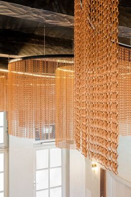 ม่านกันแมลงอะลูมิเนียมขนาด 12x24 มม. พร้อมพื้นที่เปิด 60% และเส้นผ่านศูนย์กลางลวด 1.2 มม. สำหรับป้องกันแมลง